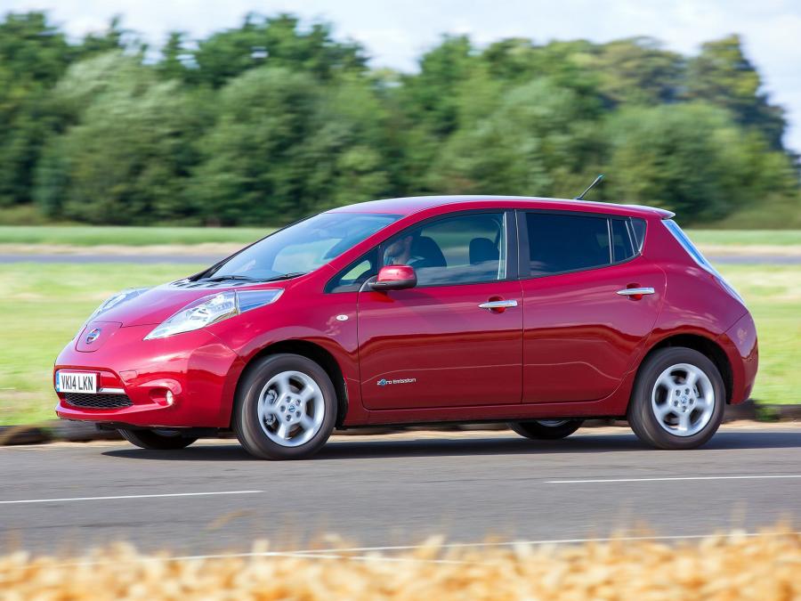  Nissan Leaf 2013 года  (UK) (фото 17 из 29)
